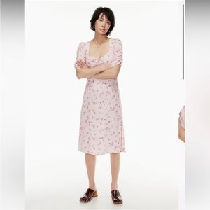 Aritzia Baudelaire dress